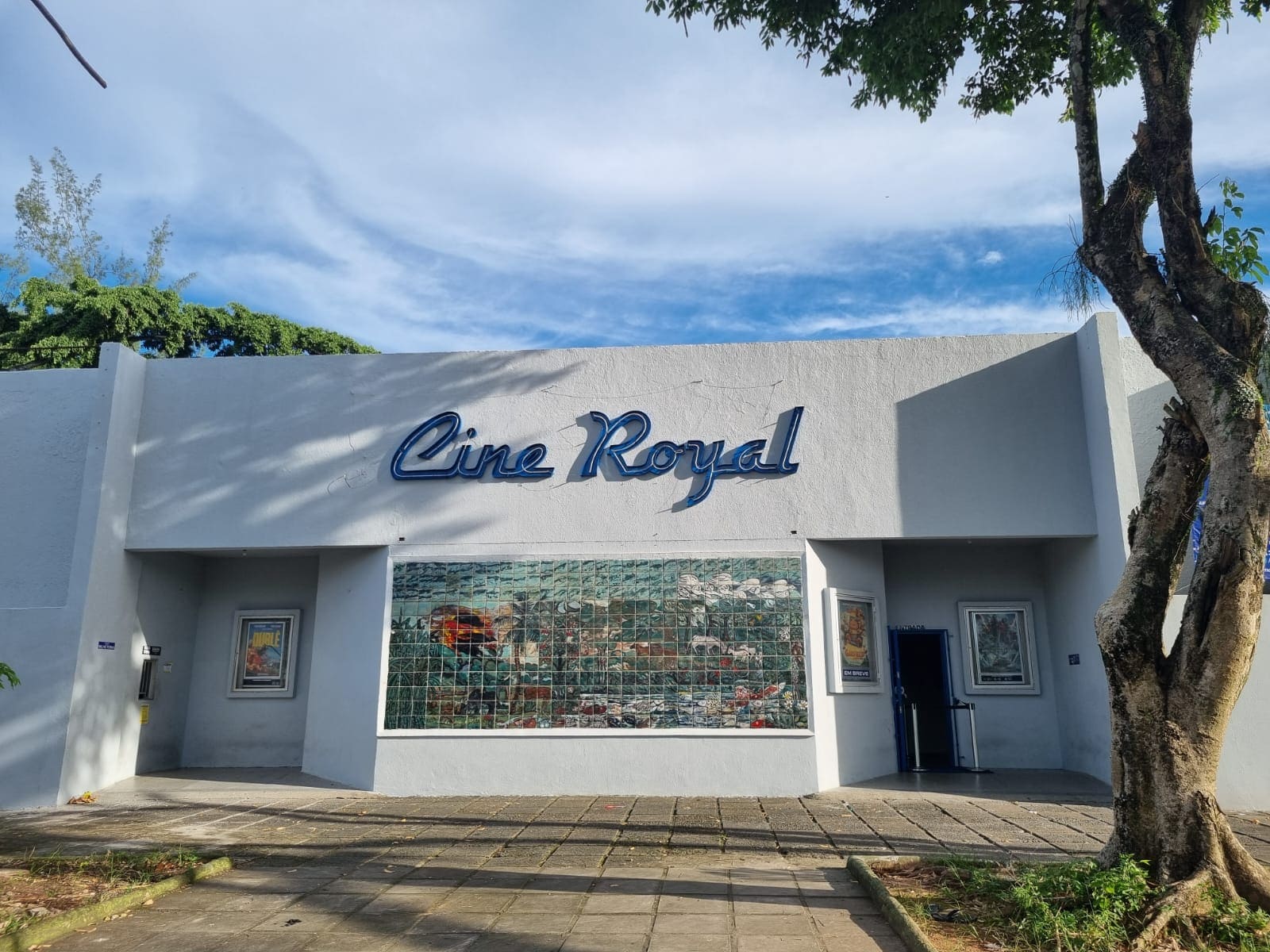 Moviemax Royal